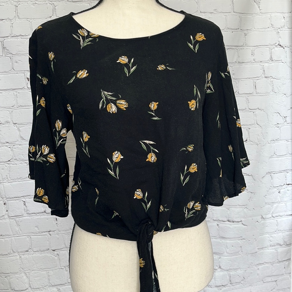 Elodie Black with Yellow Tulips Mid Sleeves Cropped Front Tie Blouse Top Shirt